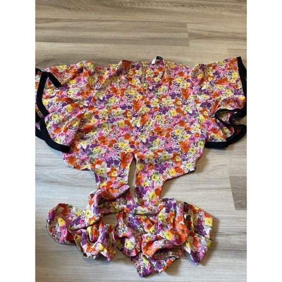 Zara, women's pink/yellow floral flutter sleeve cropped blouse with waist tie M - Picture 1 of 8